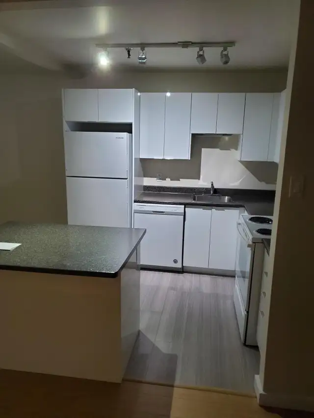 2 bedroom for only $1995 for April 1st - Don't Pay till May 1st | Long Term Rentals | City of Halifax | Free local classifieds - Kijiji