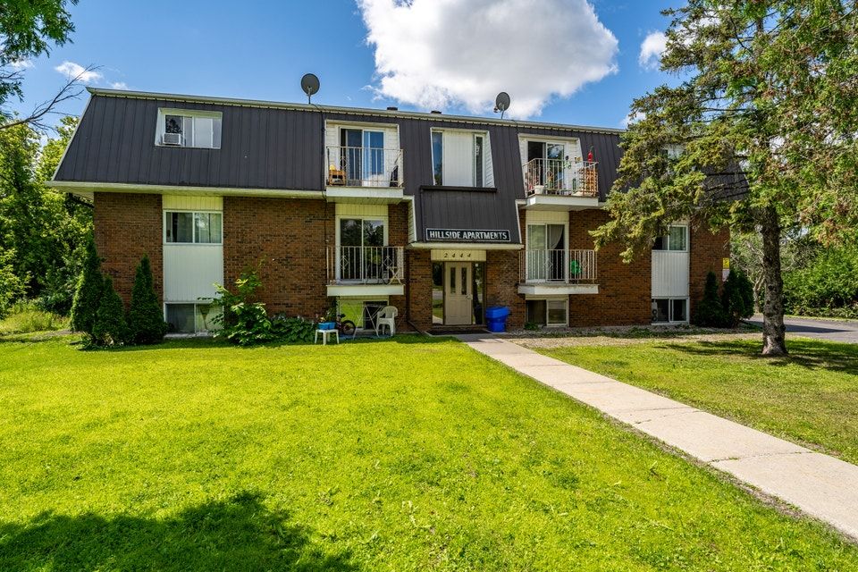 2444 Cléroux Crescent #204: 2 Bed Apartment (Blackburn, Orleans) | Long Term Rentals | Ottawa | Free local classifieds - Kijiji
