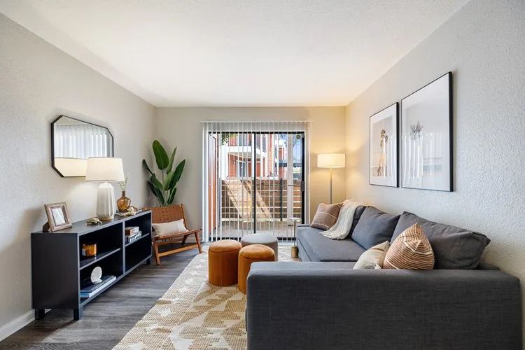 Urban Palms Apartment Homes