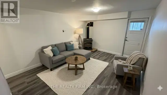 LOWER - 315 SASKATOON STREET London East (East H), Ontario | Long Term Rentals | London | Free local classifieds - Kijiji