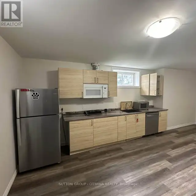183 PRESLAND ROAD Ottawa, Ontario | Long Term Rentals | Ottawa | Free local classifieds - Kijiji