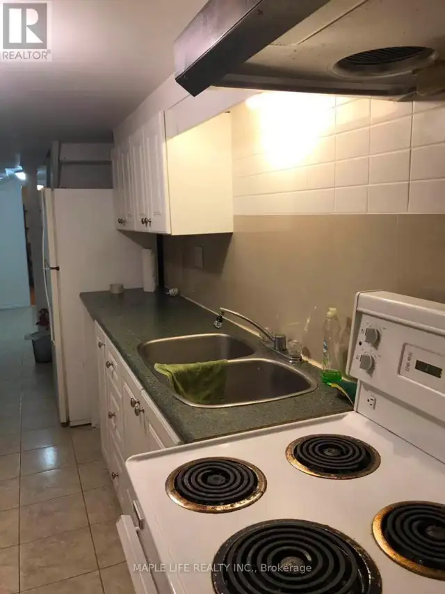 BSMT - 235 OAKWOOD AVENUE Toronto (Oakwood Village), Ontario | Long Term Rentals | City of Toronto | Free local classifieds - Kijiji