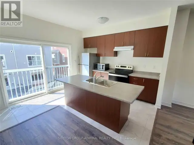36 SURF DRIVE Wasaga Beach, Ontario | Long Term Rentals | Barrie | Free local classifieds - Kijiji