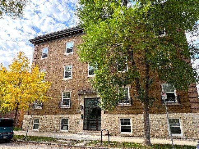 MAY 1ST! Character 1 bdrm $1190 | Long Term Rentals | Winnipeg | Free local classifieds - Kijiji