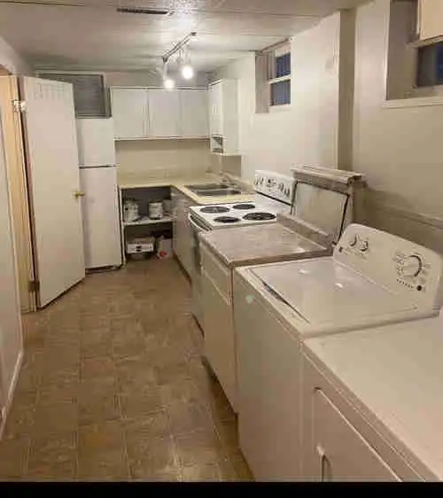 2bedrooms /separate entrance/laundy set available | Long Term Rentals | Lethbridge | Free local classifieds - Kijiji