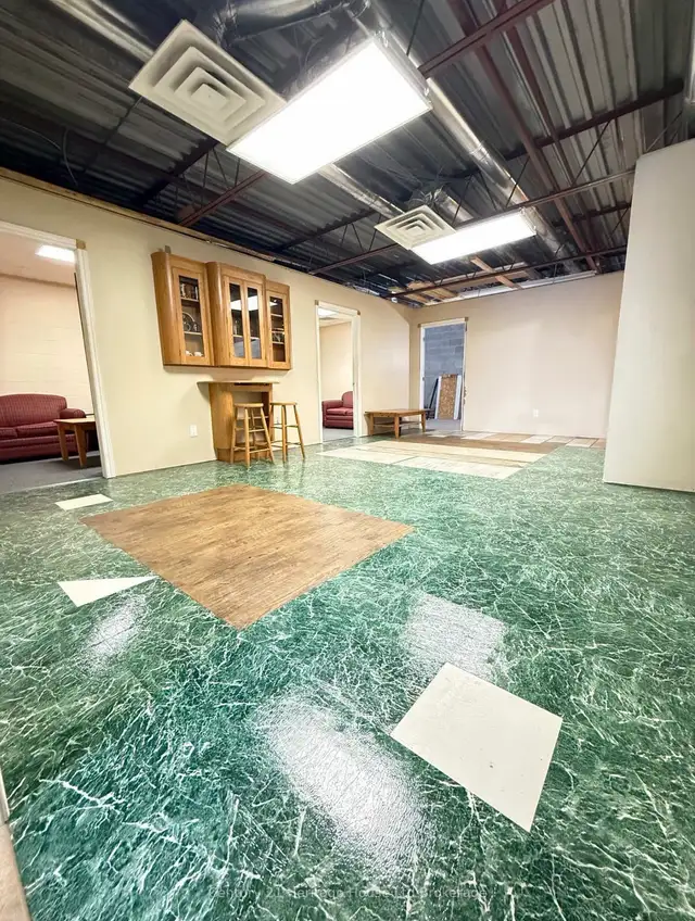 commercial unit | Long Term Rentals | Woodstock | Free local classifieds - Kijiji