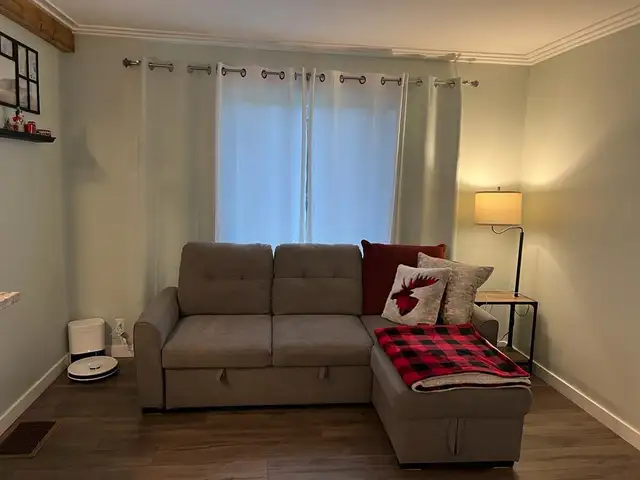 3 Beds-1 Bath House - $2,150 / Month | Long Term Rentals | Brockville | Free local classifieds - Kijiji