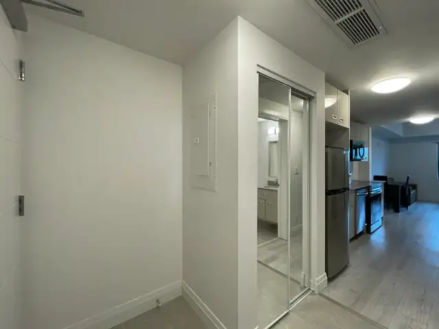 Furnished 1 bed unit in condo close to Queens- 214-652 Princess | Long Term Rentals | Kingston | Free local classifieds - Kijiji