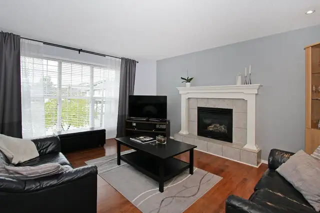 Beautiful 2 story, home, basement, garage for rent - Cranston | Long Term Rentals | Calgary | Free local classifieds - Kijiji