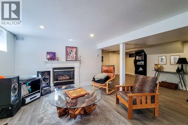 25 BUCKINGHAM Street Brantford, Ontario | Long Term Rentals | Brantford | Free local classifieds - Kijiji