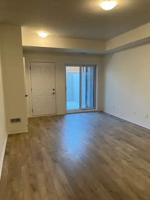 Two Bedroom Cambridge Condo | Long Term Rentals | Kitchener / Waterloo | Free local classifieds - Kijiji