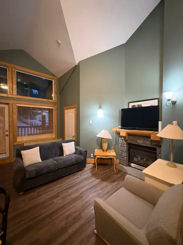 2B2b furnished apt in Cornerstone Lodge for rent from June 1 | Long Term Rentals | Cranbrook | Free local classifieds - Kijiji