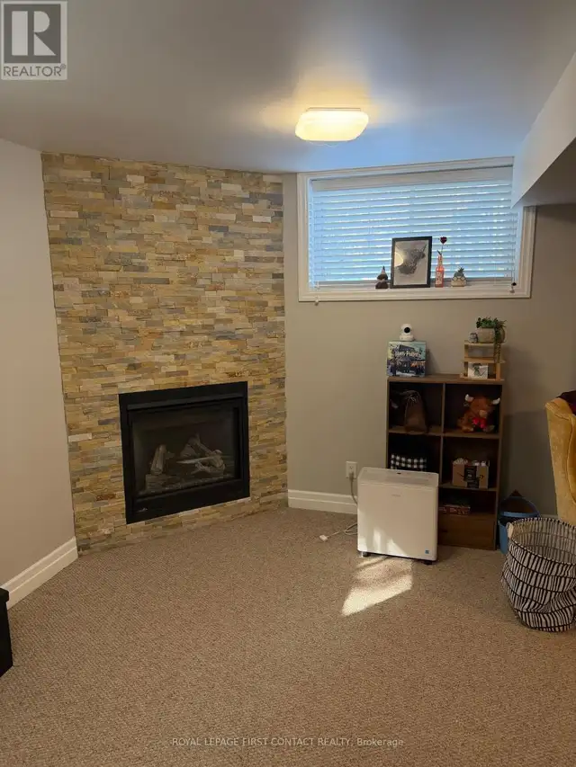 LOWER - 3178 OAK STREET Innisfil, Ontario | Long Term Rentals | Barrie | Free local classifieds - Kijiji