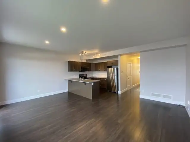 Great 3 bed townhome in Amherstview - 197 Pratt | Long Term Rentals | Kingston | Free local classifieds - Kijiji