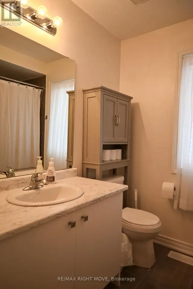 73 ATLANTIS DRIVE Orillia, Ontario | Long Term Rentals | Barrie | Free local classifieds - Kijiji