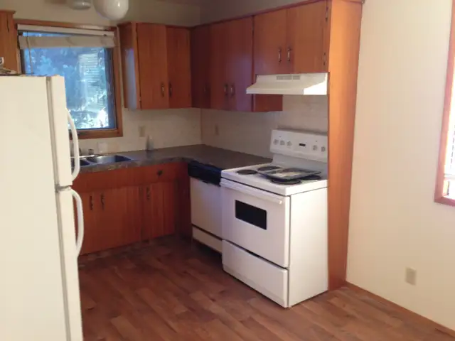Northside Duplex Suite Available for Rent | Long Term Rentals | Lethbridge | Free local classifieds - Kijiji