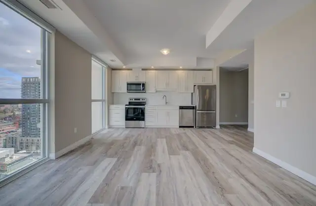 22nd Floor Corner Unit – Bright 1BR with Skyline Views | Long Term Rentals | Kitchener / Waterloo | Free local classifieds - Kijiji