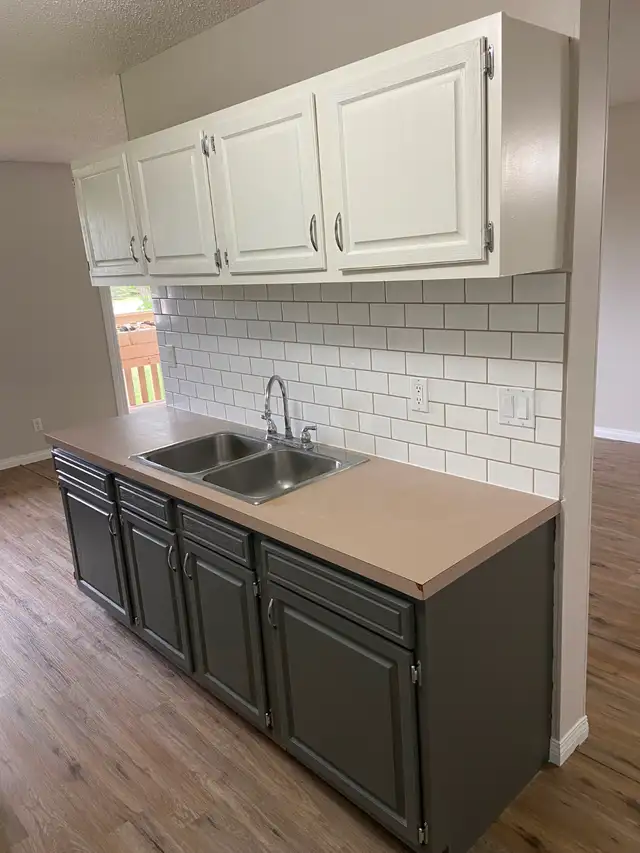 2 bed 1 bath townhouse for rent $1450 across from University | Long Term Rentals | Lethbridge | Free local classifieds - Kijiji