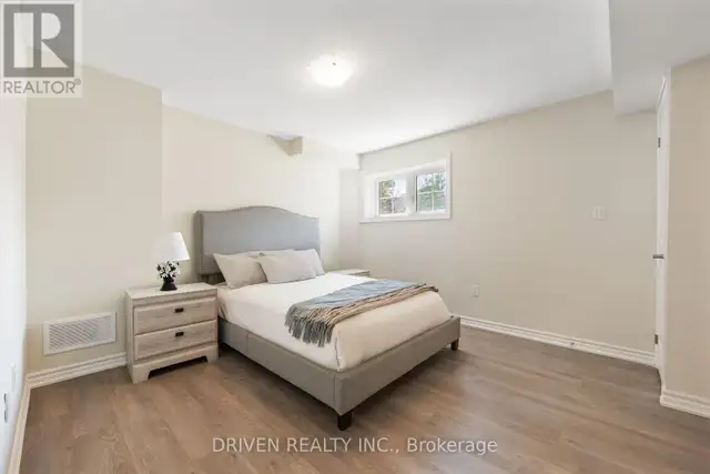 B - 57 WESTBURY ROAD Wasaga Beach, Ontario | Long Term Rentals | Oakville / Halton Region | Free local classifieds - Kijiji
