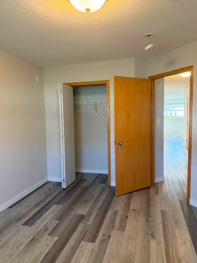Bright, Renovated 2 Bedroom Suite | Long Term Rentals | Lethbridge | Free local classifieds - Kijiji