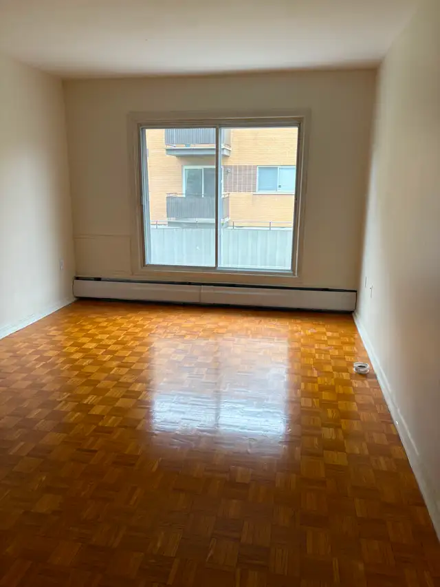 Beau 3 1/2 pour juillet | Long Term Rentals | West Island | Free local classifieds - Kijiji