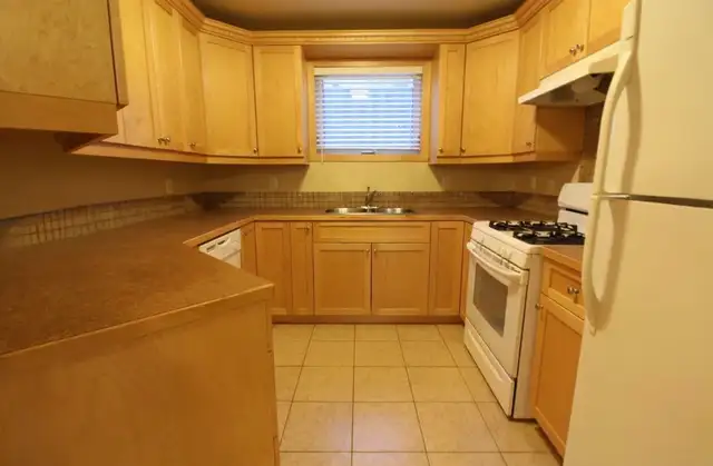 NEWER 2 BDRM. LOWER LEVEL APT. IN A 4-PLEX | Long Term Rentals | Thunder Bay | Free local classifieds - Kijiji