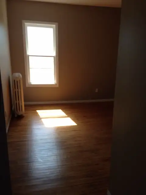 2 Bedroom Apt Mainfloor July1, 32 Jean st | Long Term Rentals | Thunder Bay | Free local classifieds - Kijiji