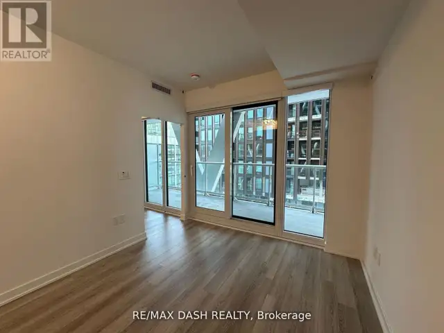 1627 - 230 SIMCOE STREET Toronto (Kensington-Chinatown), Ontario | Long Term Rentals | City of Toronto | Free local classifieds - Kijiji
