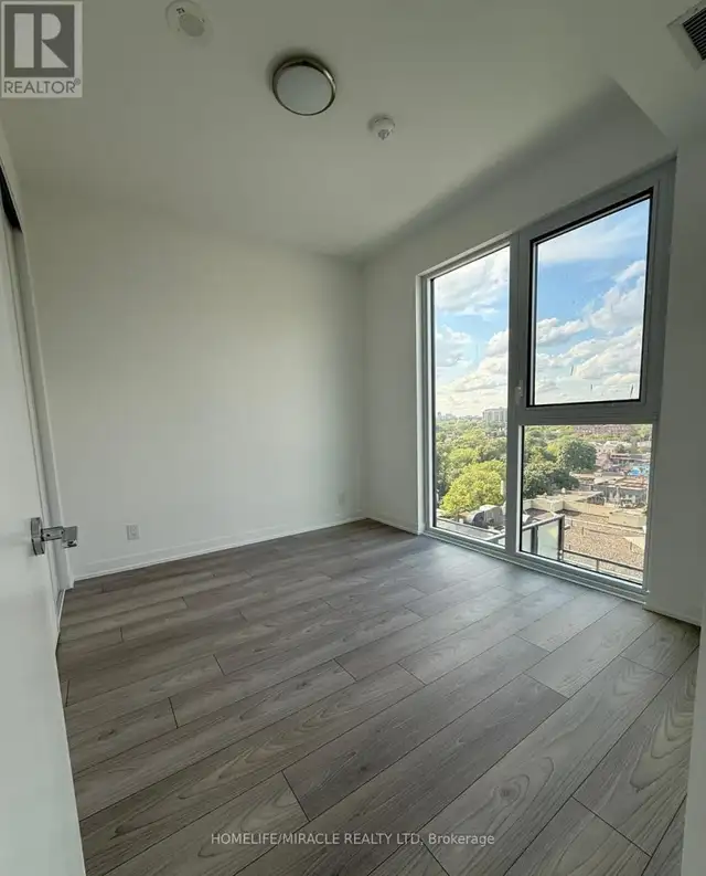 926 - 285 DUFFERIN STREET Toronto (South Parkdale), Ontario | Long Term Rentals | City of Toronto | Free local classifieds - Kijiji