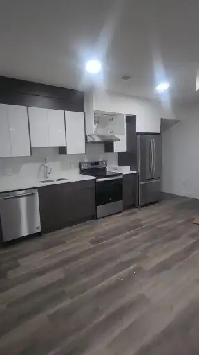 3 bedroom , 2 full bath