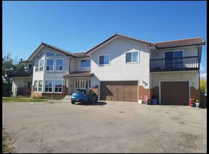 *Executive Resort Type Property-Upper Two Floors