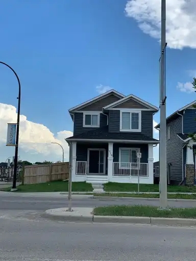 Available June 30, 9 FOOT CEILINGS, pet friendly comes with 2 PARKING STALLS