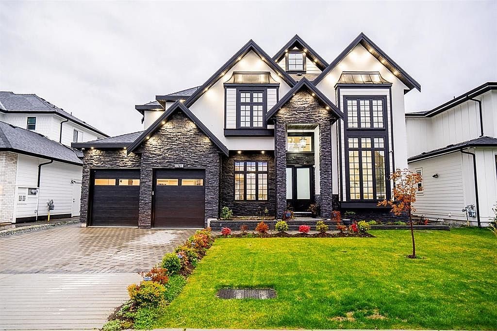 19718 33rd Ave, Langley, BC V3A 0N9 | MLS #R3077053 | Zillow