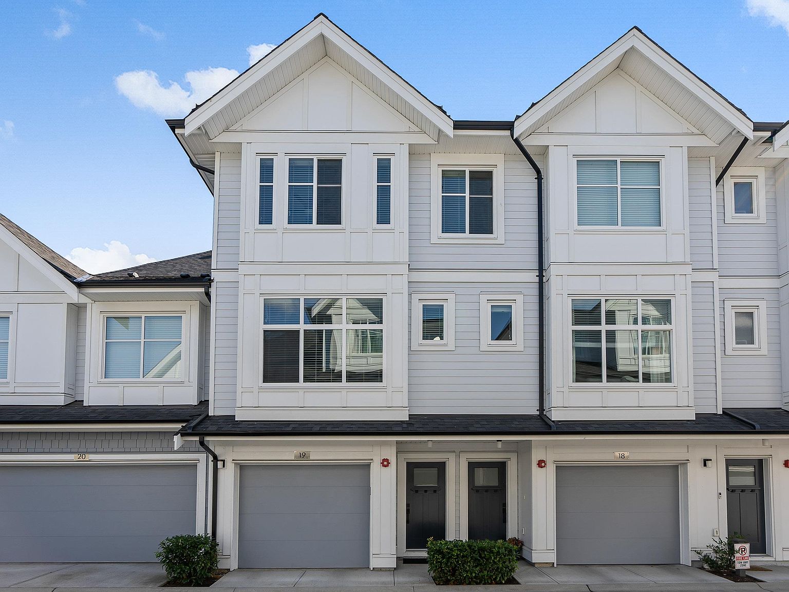 21688 52nd Ave #19, Langley, BC V2Y 4K9 | MLS #R3052080 | Zillow