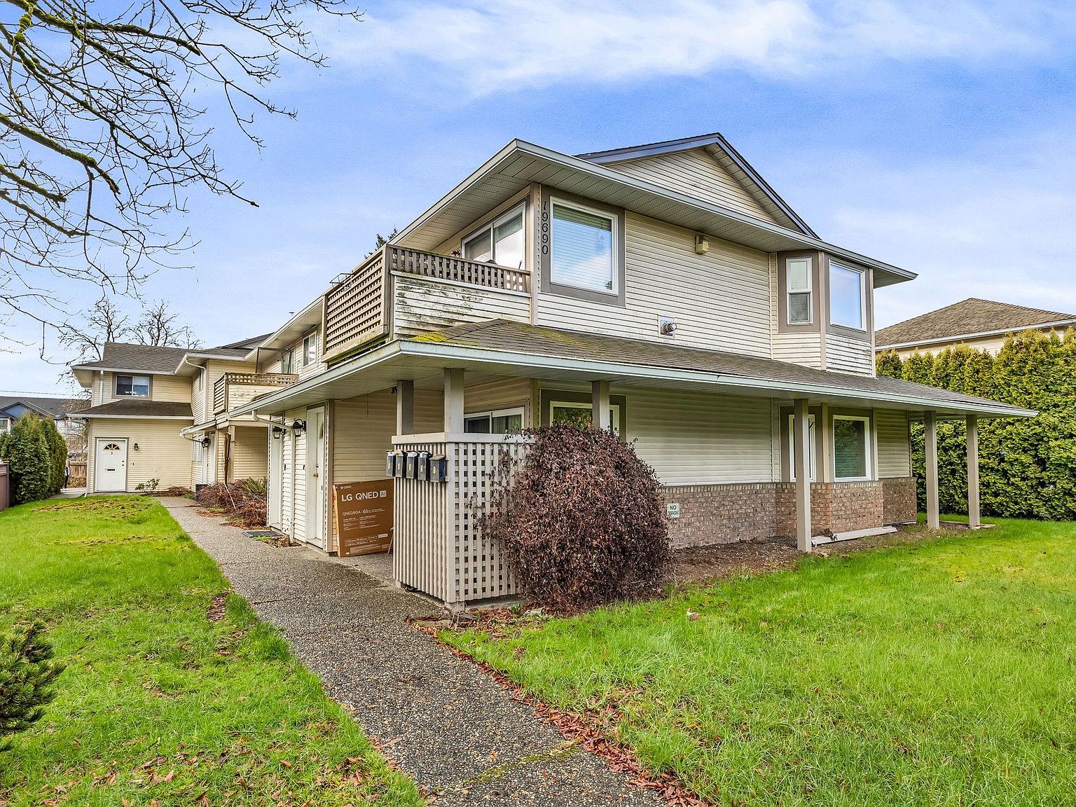 19690 56th Ave #4, Langley, BC V3A 3X6 | MLS #R3088381 | Zillow