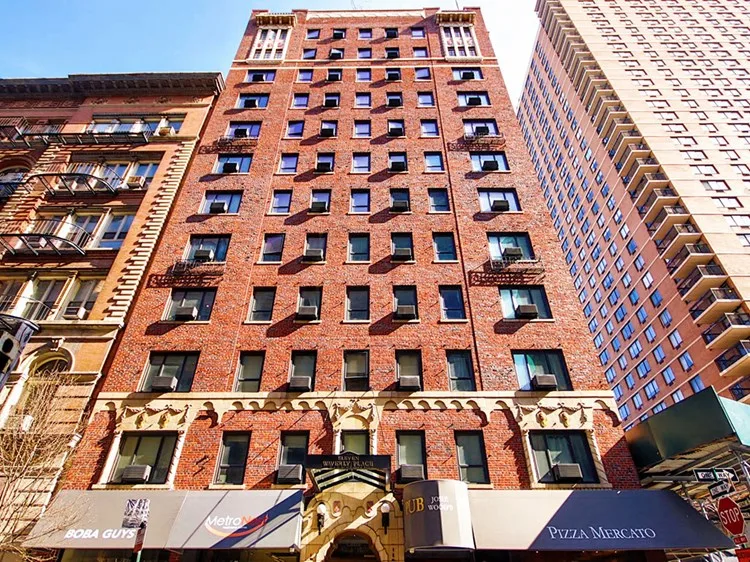 11 Waverly Place