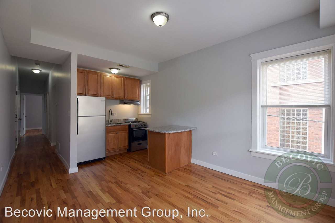 7450-7456 N Greenview Ave
