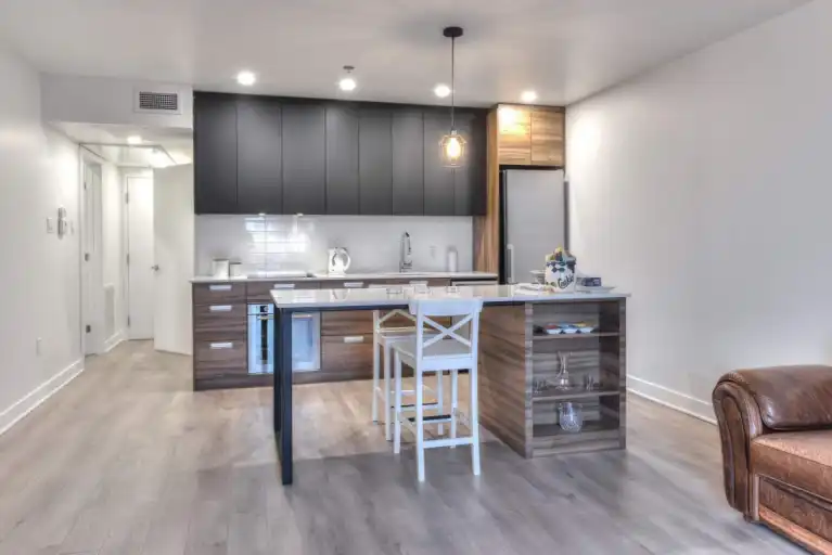 4115 Henri Bourassa