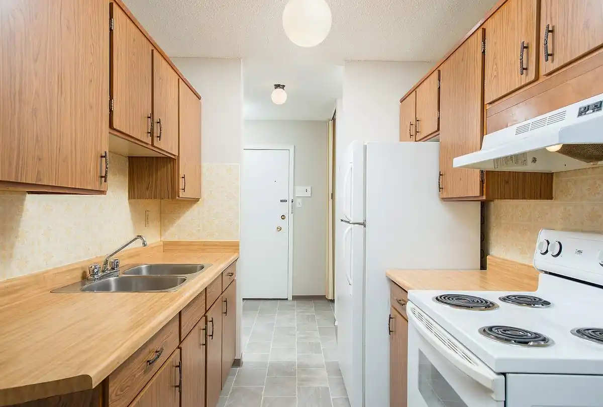 Carina Apartments