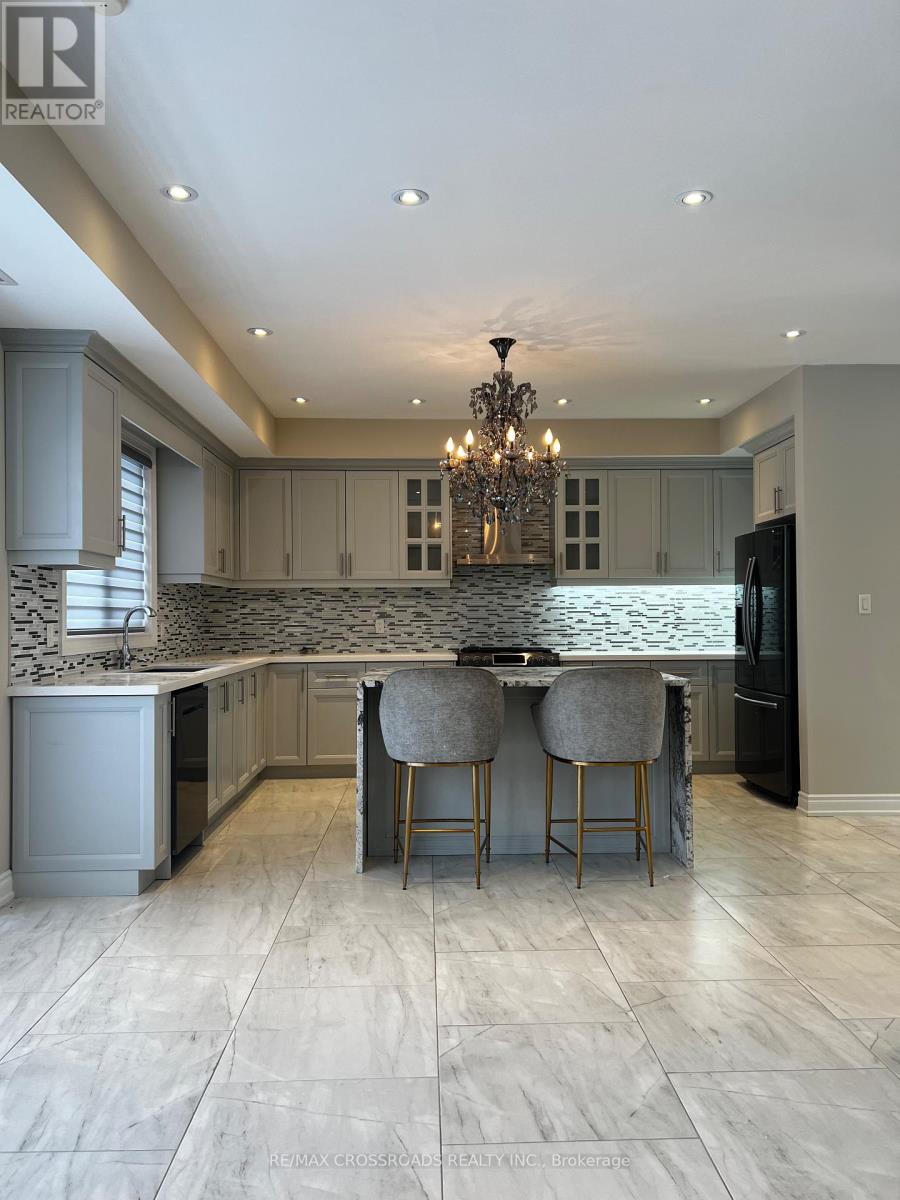 602 LAKE DRIVE S, Georgina (Keswick South), Ontario L4P1T5