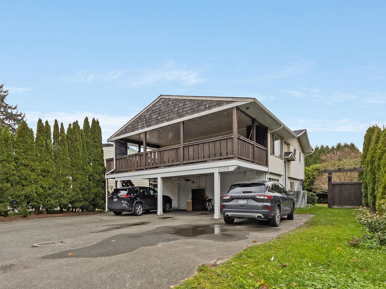 5009 208th St, Langley, BC V3A 7A2 | MLS #R3063943 | Zillow
