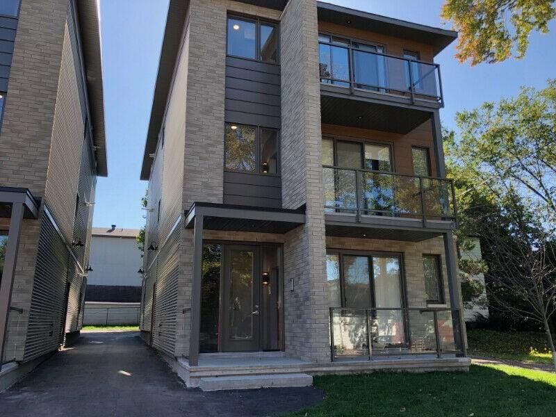 212 Clare Street, Ottawa, ON K1Z 7C9, CA