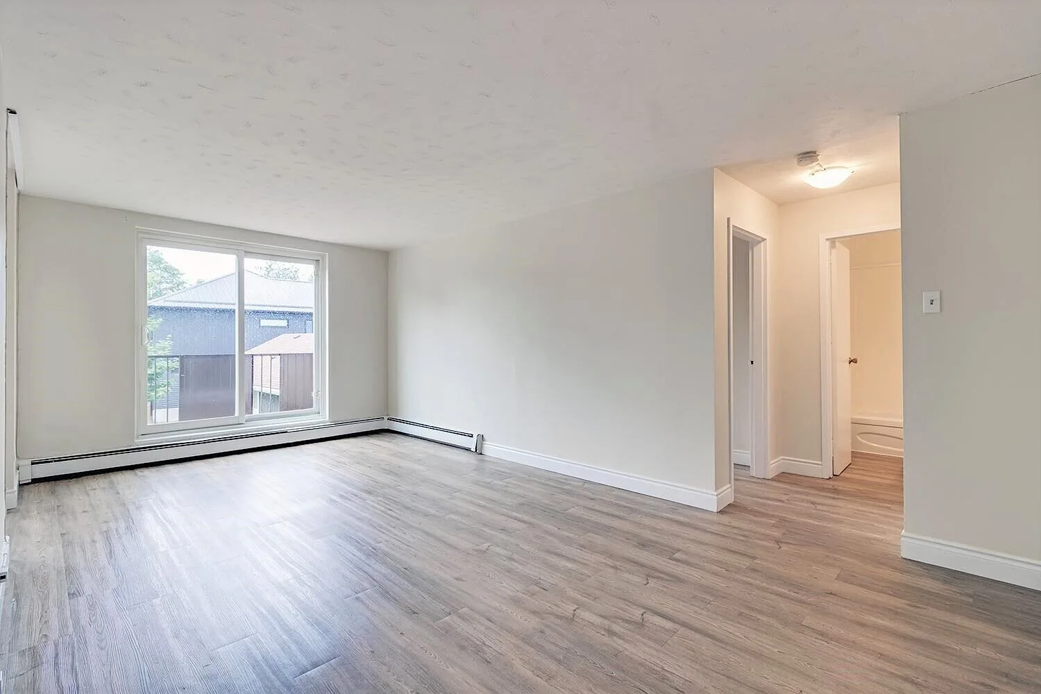 Huron Manor Apartments