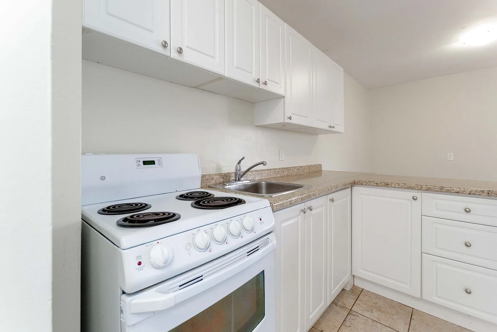 Regal Tower Apartments - Sarnia