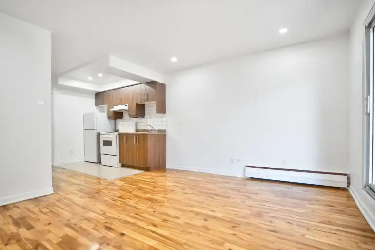 2425-2415 Madison