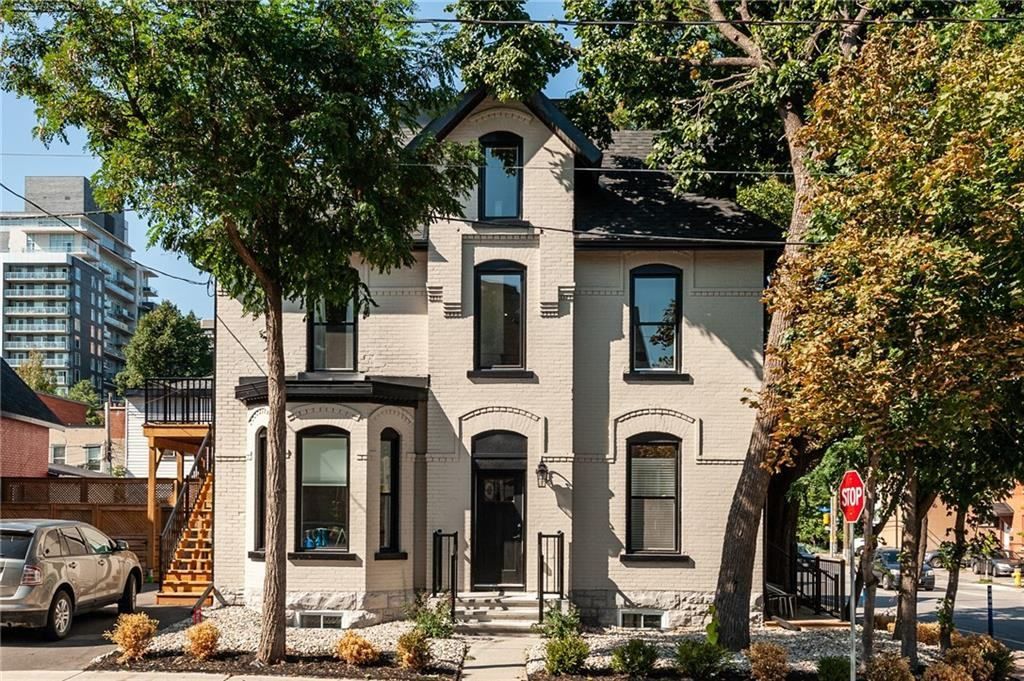 294 Lyon St N, Ottawa, ON K1R 5W4, Canada