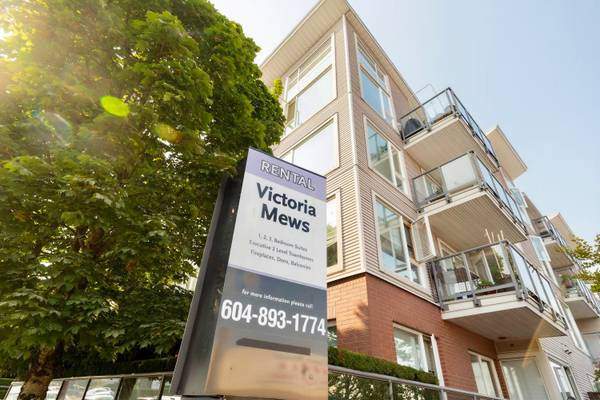 Victoria Mews
