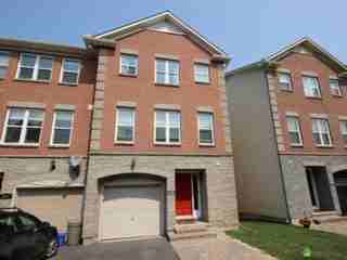 121 Arcola Private, Ottawa, ON K1K 4W9, Canada
