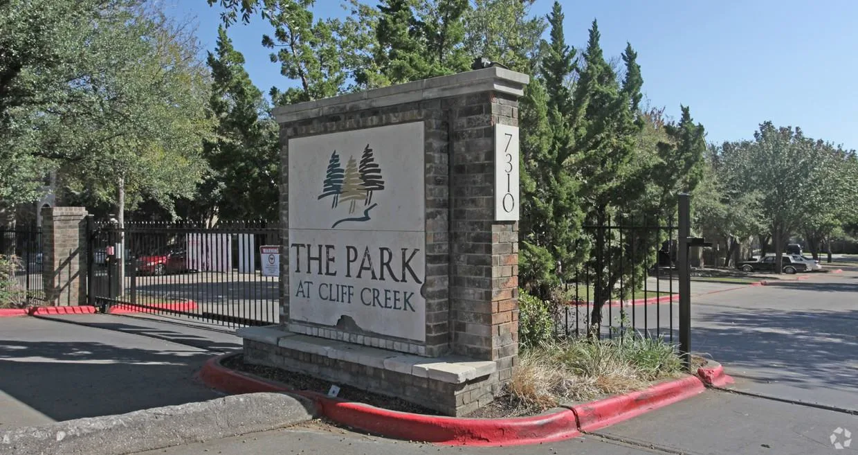 Park at Cliff Creek