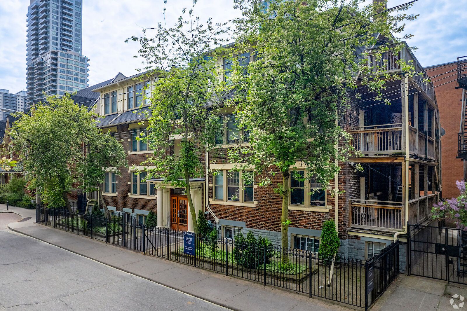 Boutique Apartments by Upper Jarvis